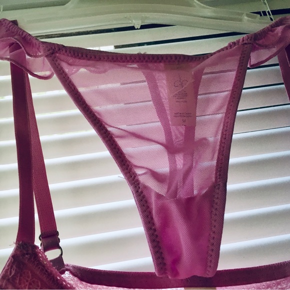 Mauve Lingerie Set - Picture 7 of 8